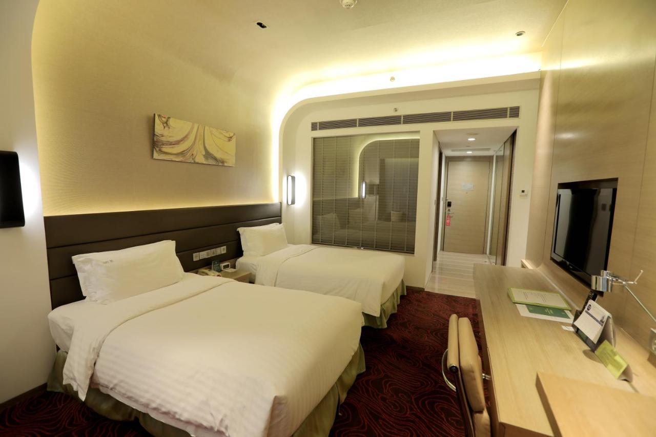 Holiday Inn Shanghai Songjiang By Ihg - Miaoqian Street Exterior photo