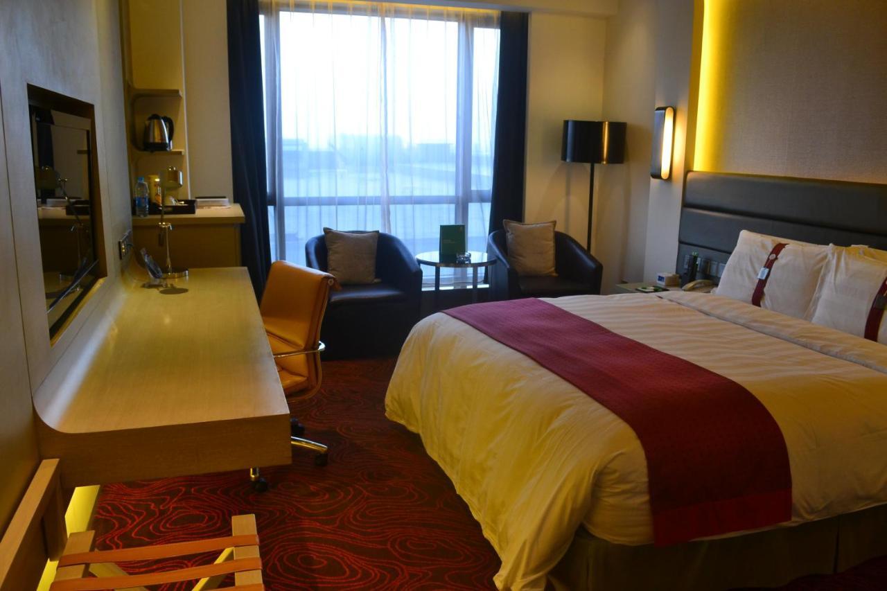Holiday Inn Shanghai Songjiang By Ihg - Miaoqian Street Exterior photo