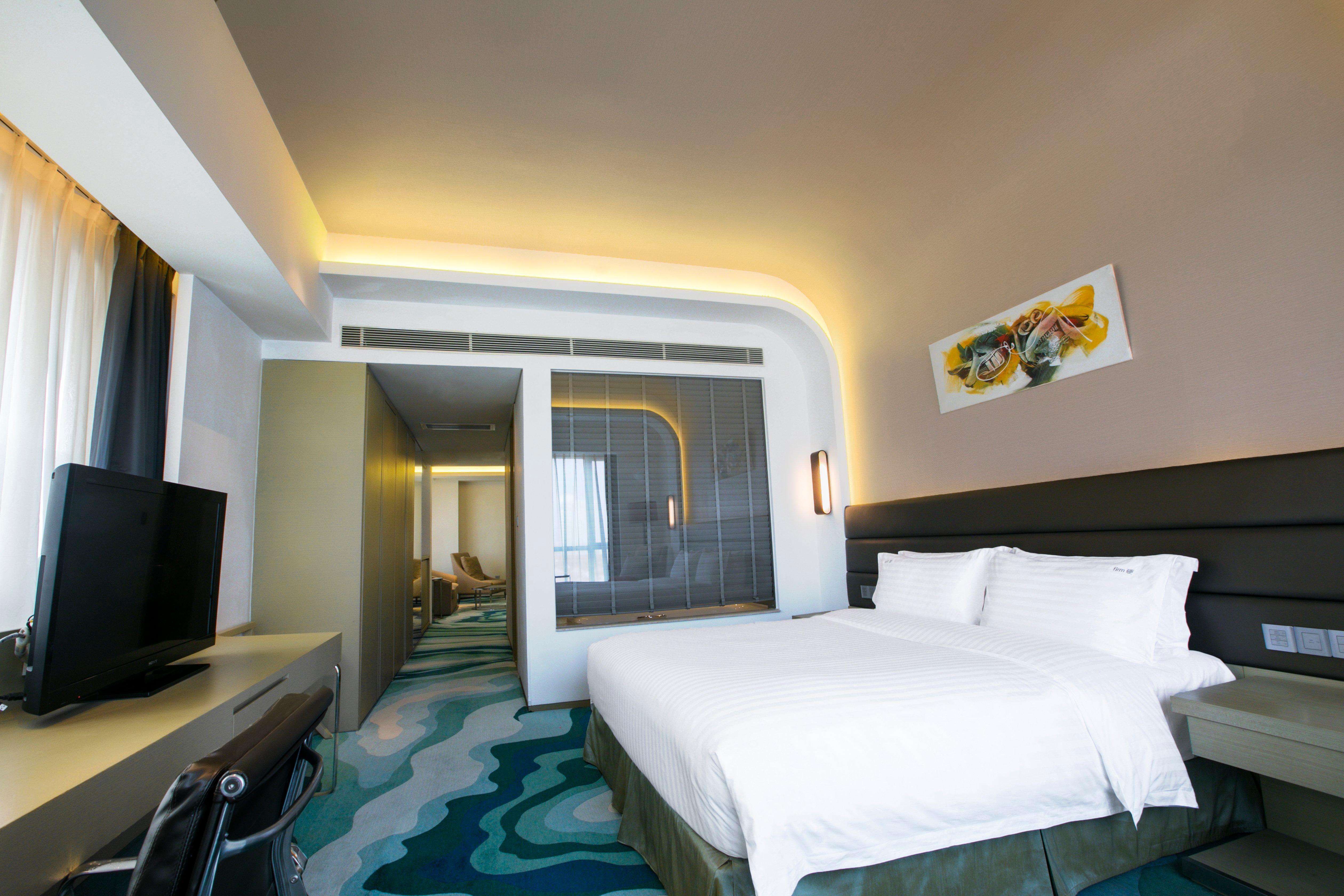 Holiday Inn Shanghai Songjiang By Ihg - Miaoqian Street Exterior photo