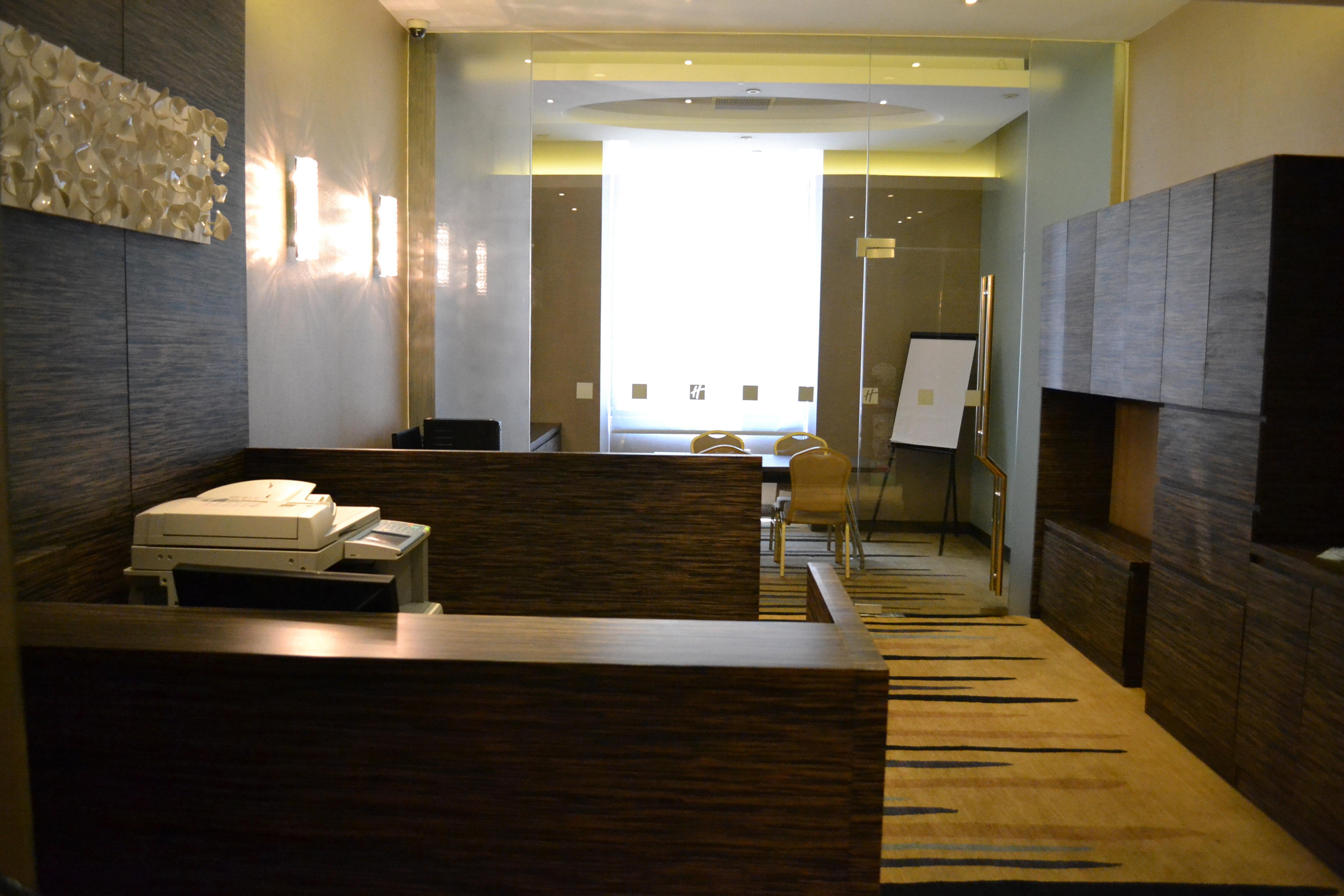 Holiday Inn Shanghai Songjiang By Ihg - Miaoqian Street Exterior photo